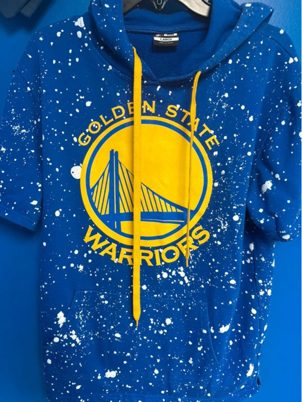 NBA Golden State Warriors Splatter Short Sleeve Hoodie Sweatshirt Size Large